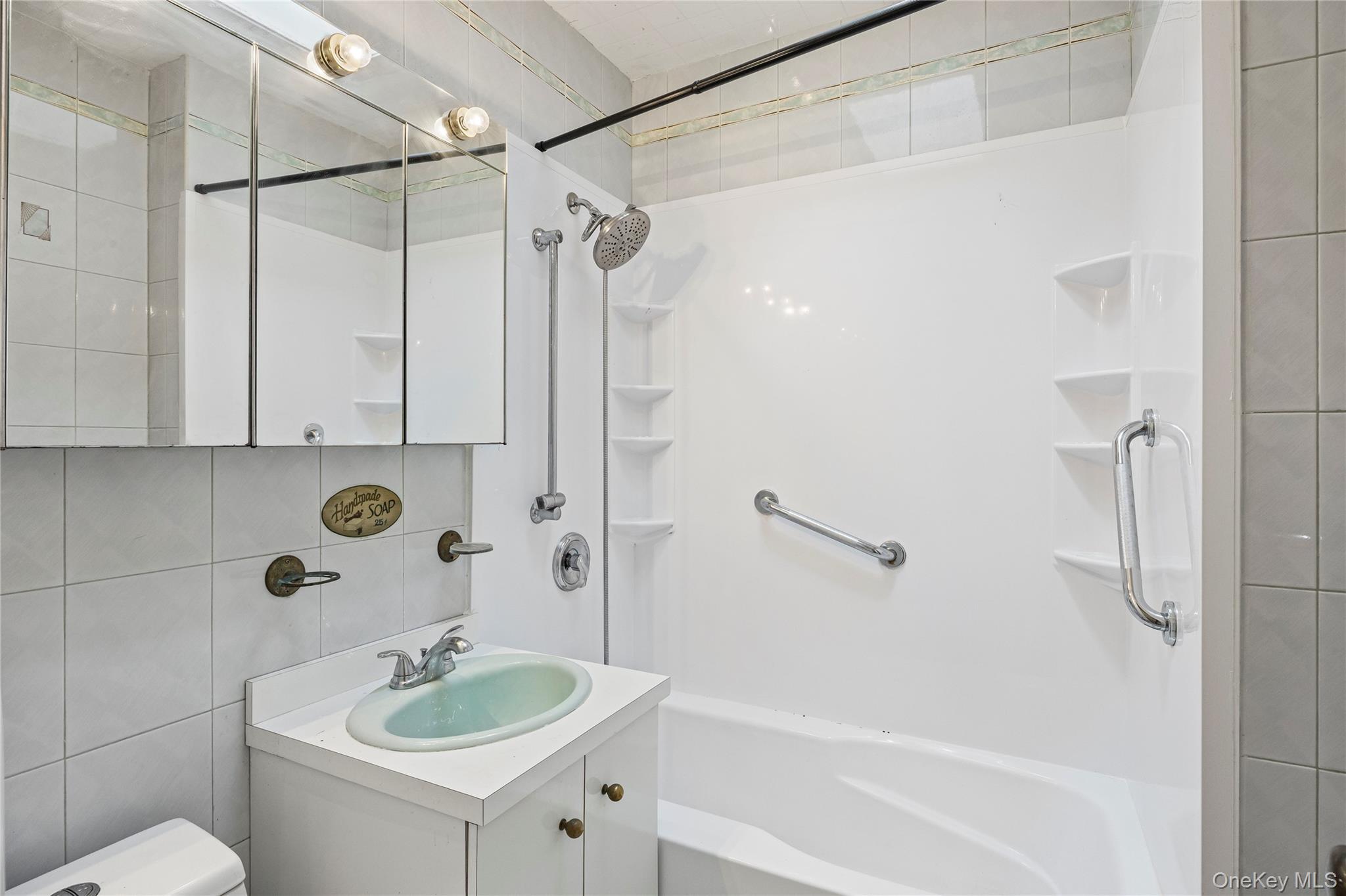 6836 Groton Street, Forest Hills, NY 11375