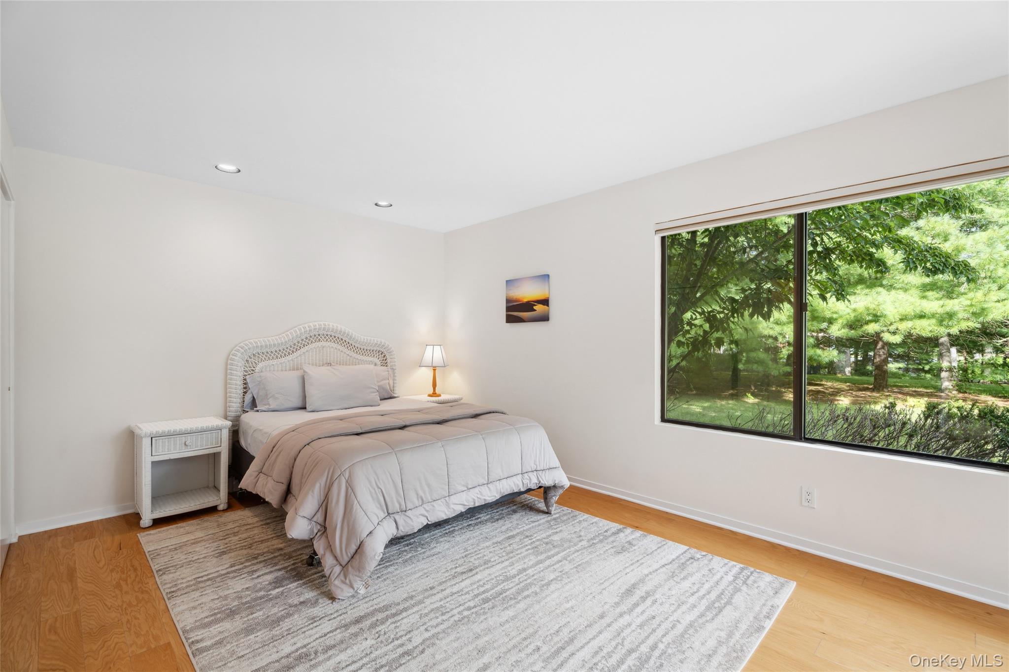 26 Woodland Way, Quogue, NY 11959