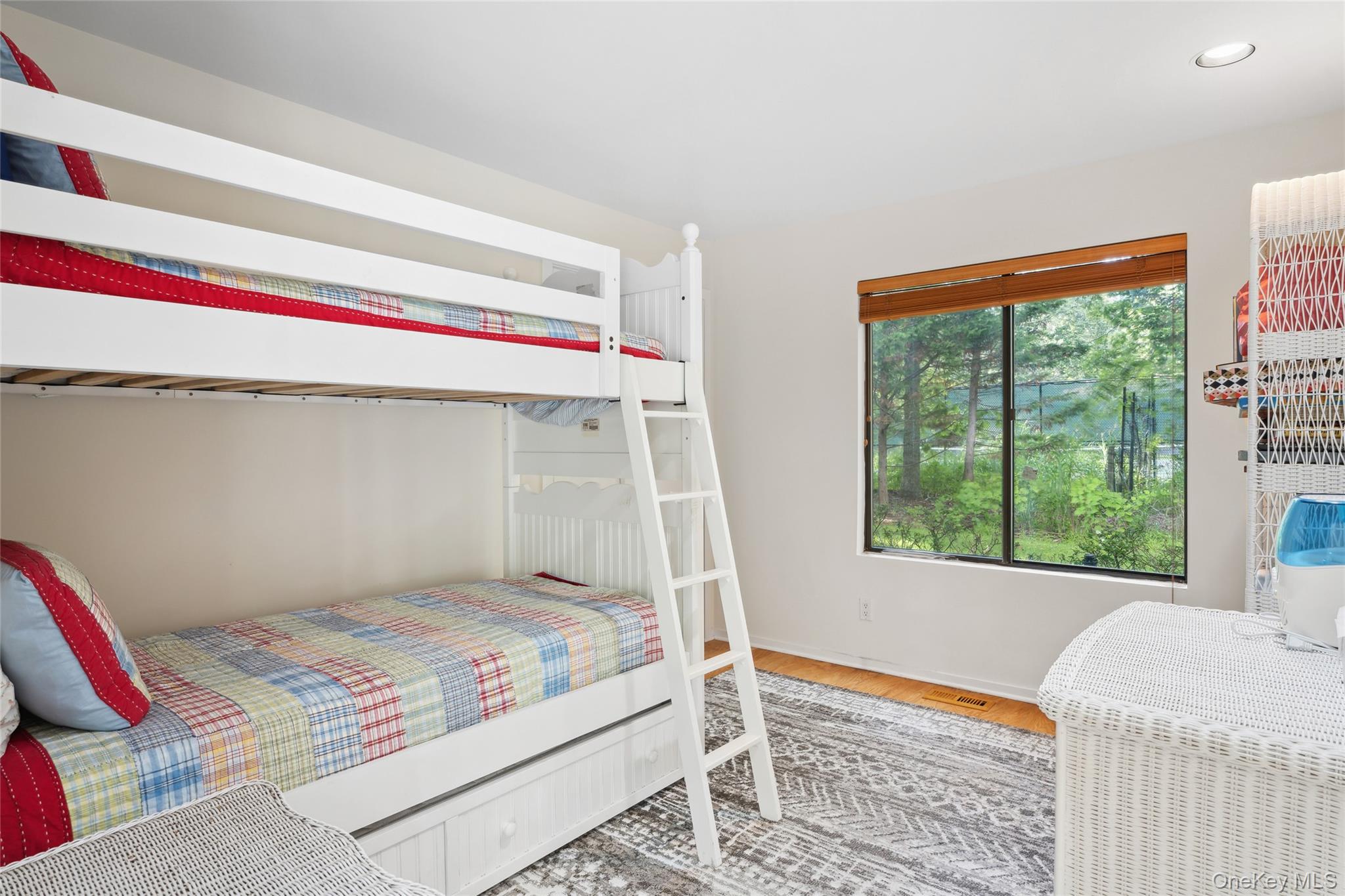 26 Woodland Way, Quogue, NY 11959