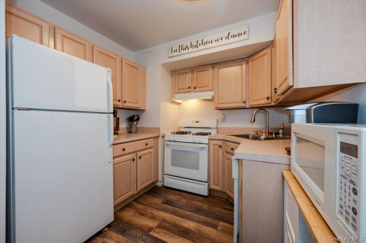 55 Monroe Boulevard # 1C, Long Beach, NY 11561