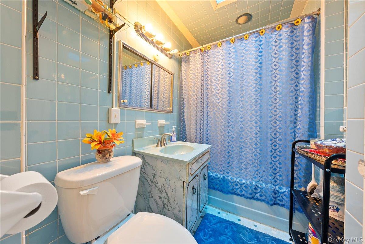 3340 Wilson Avenue, Bronx, NY 10469