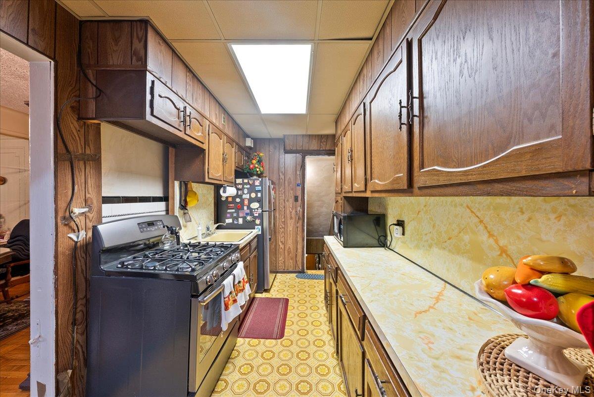 3340 Wilson Avenue, Bronx, NY 10469