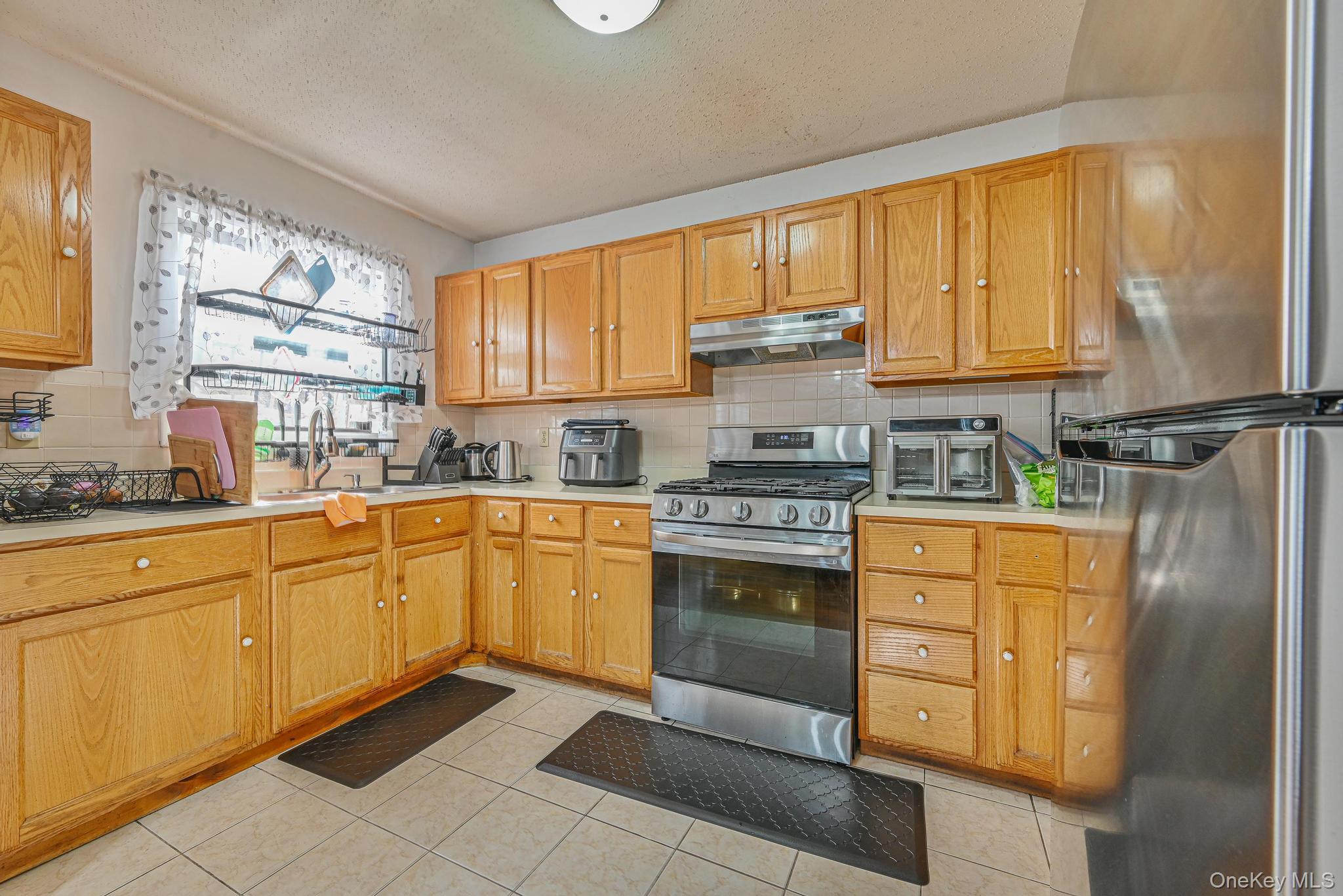 2087 Union Street, Brooklyn, NY 11212