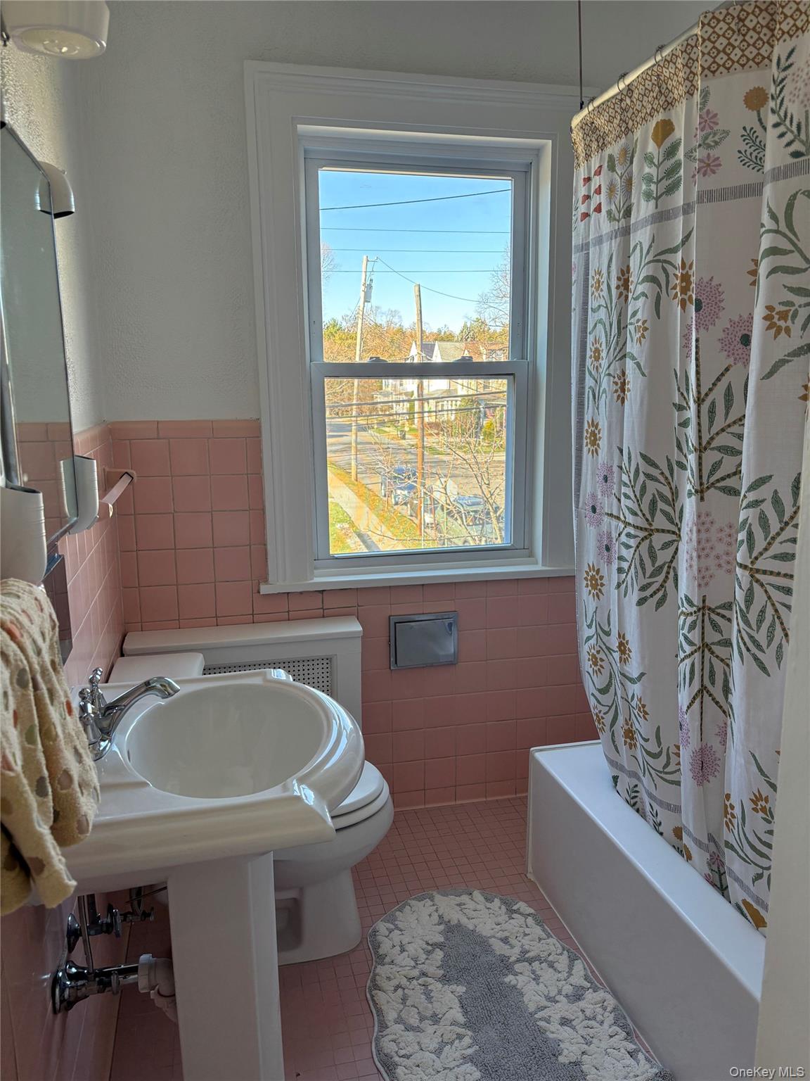 166 Lake Avenue # 2nd Floor, Tuckahoe, NY 10707