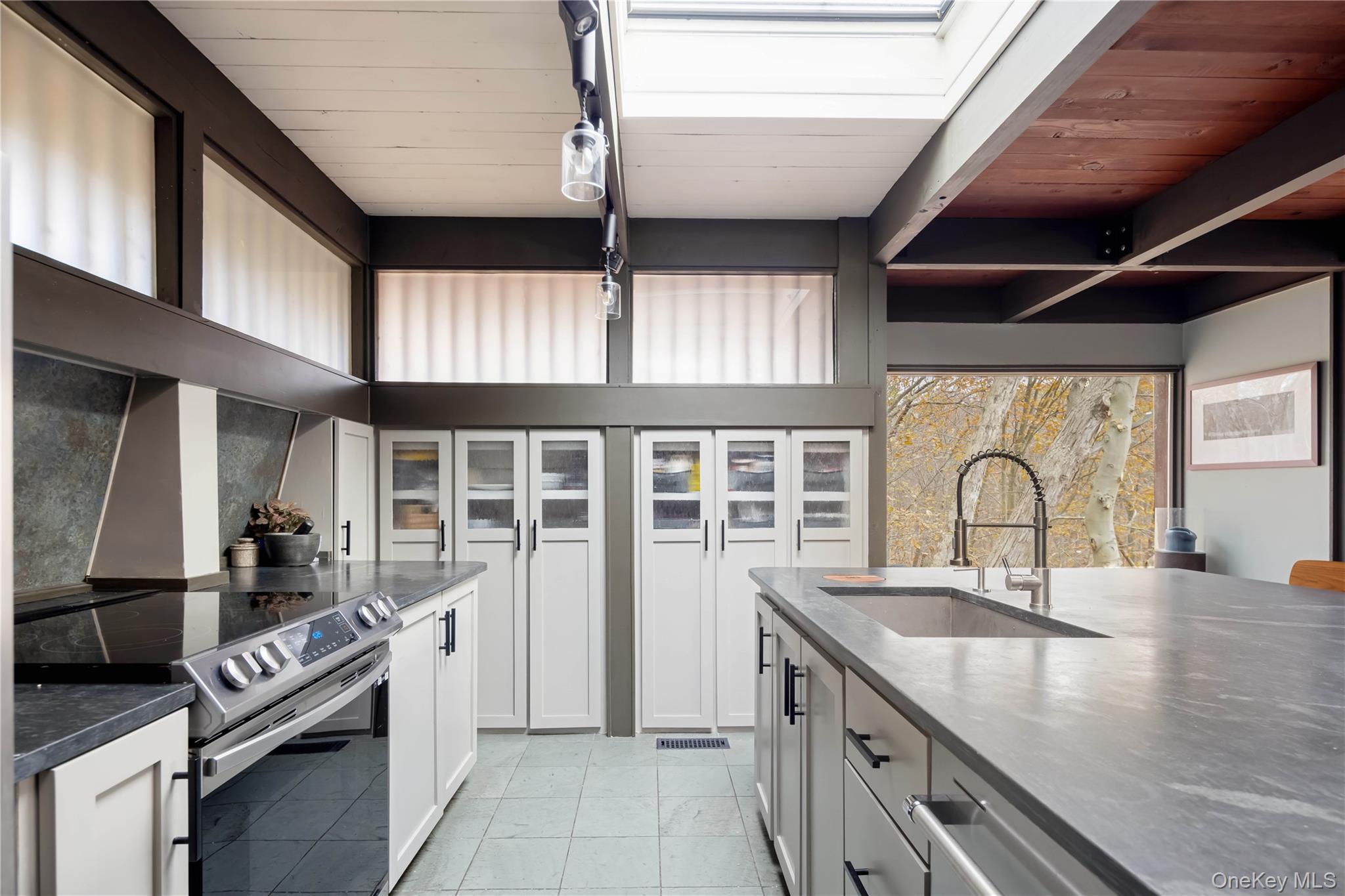 270 Sachem Hill Place, Saint James, NY 11780