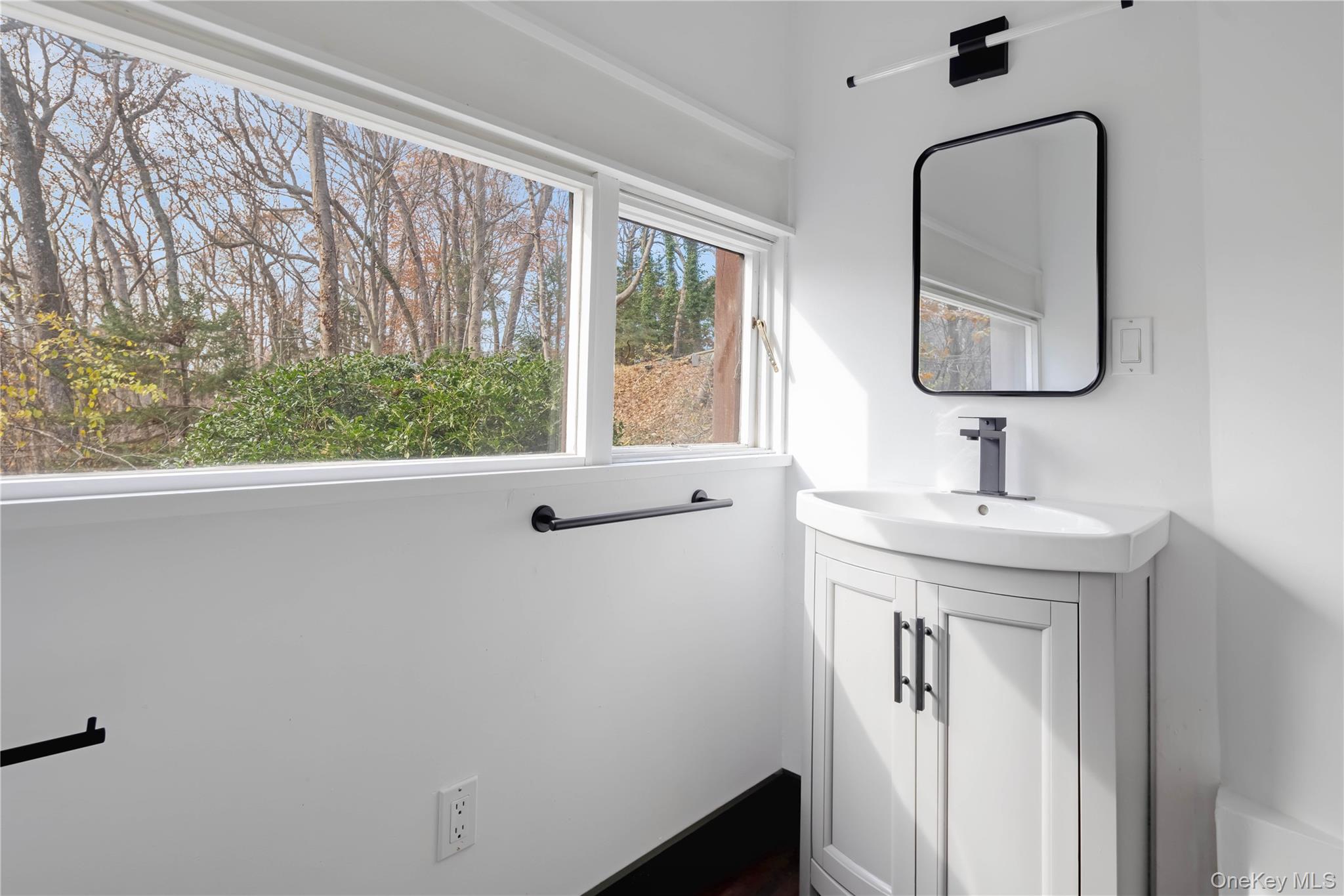 270 Sachem Hill Place, Saint James, NY 11780