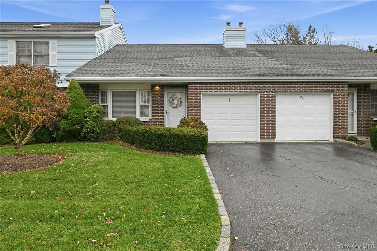 23 Sandy Hill Road, Commack, NY 11725