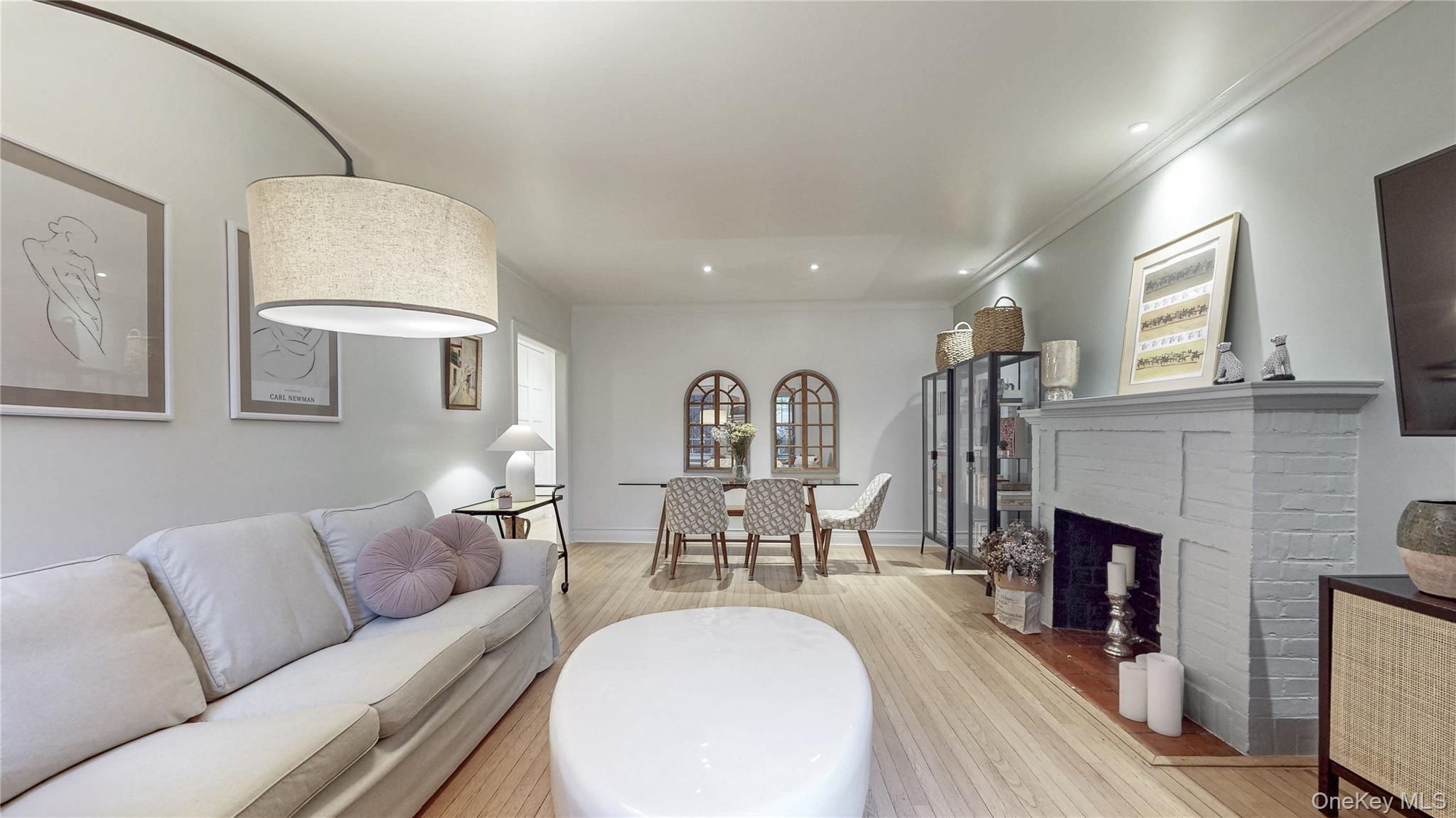 150 Burns Street # 2D, Forest Hills, NY 11375