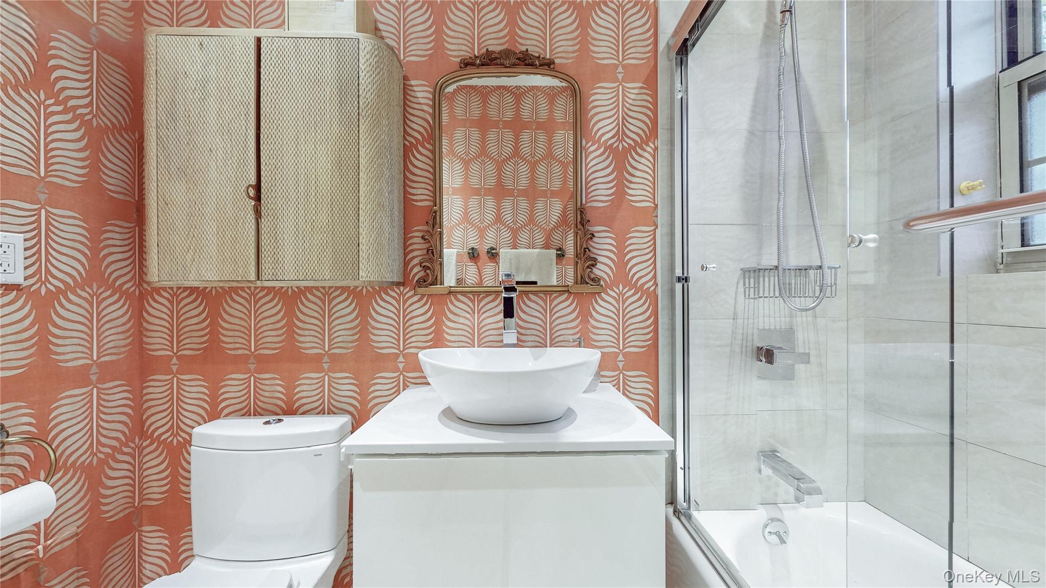 150 Burns Street # 2D, Forest Hills, NY 11375