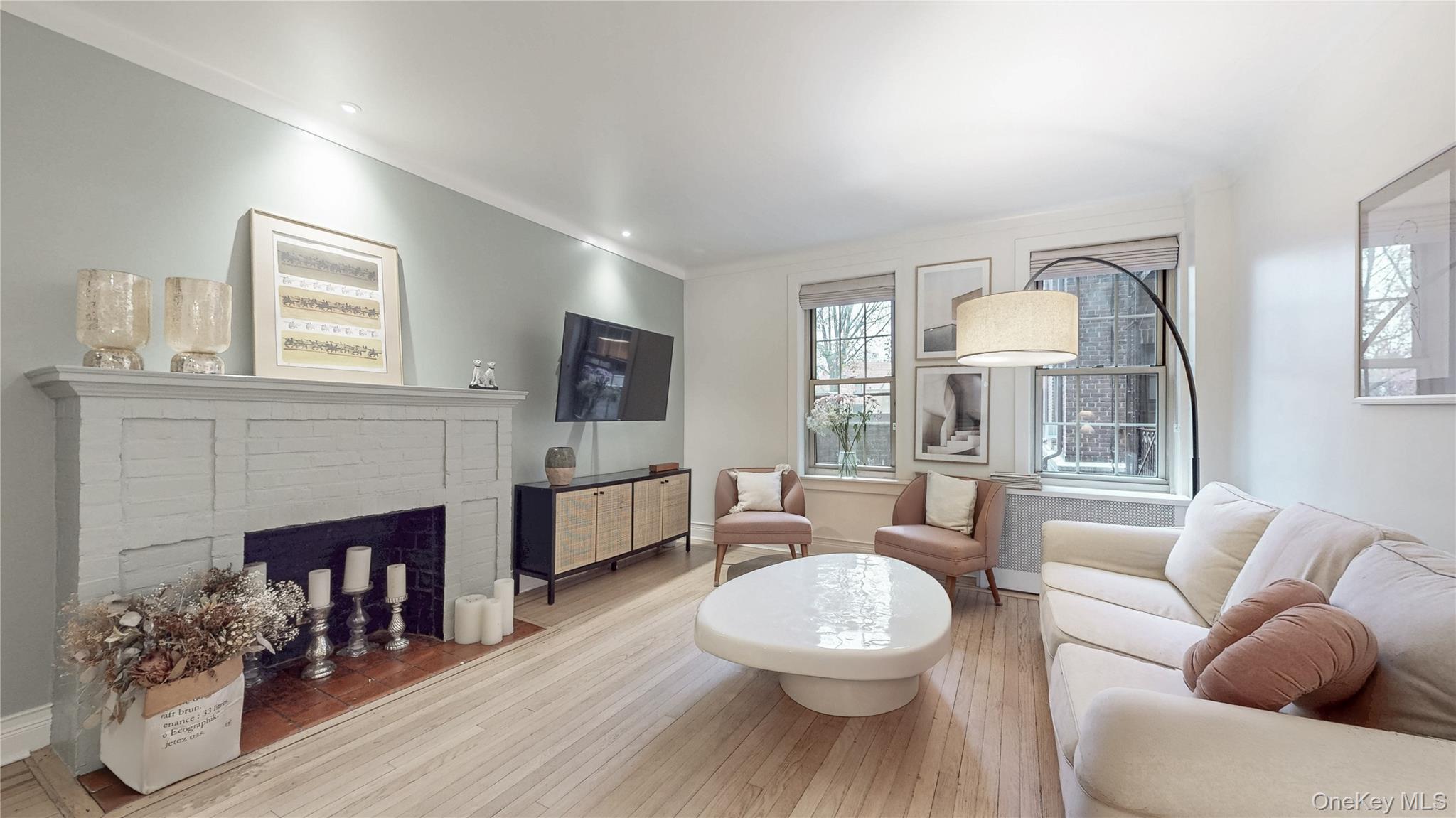 150 Burns Street # 2D, Forest Hills, NY 11375