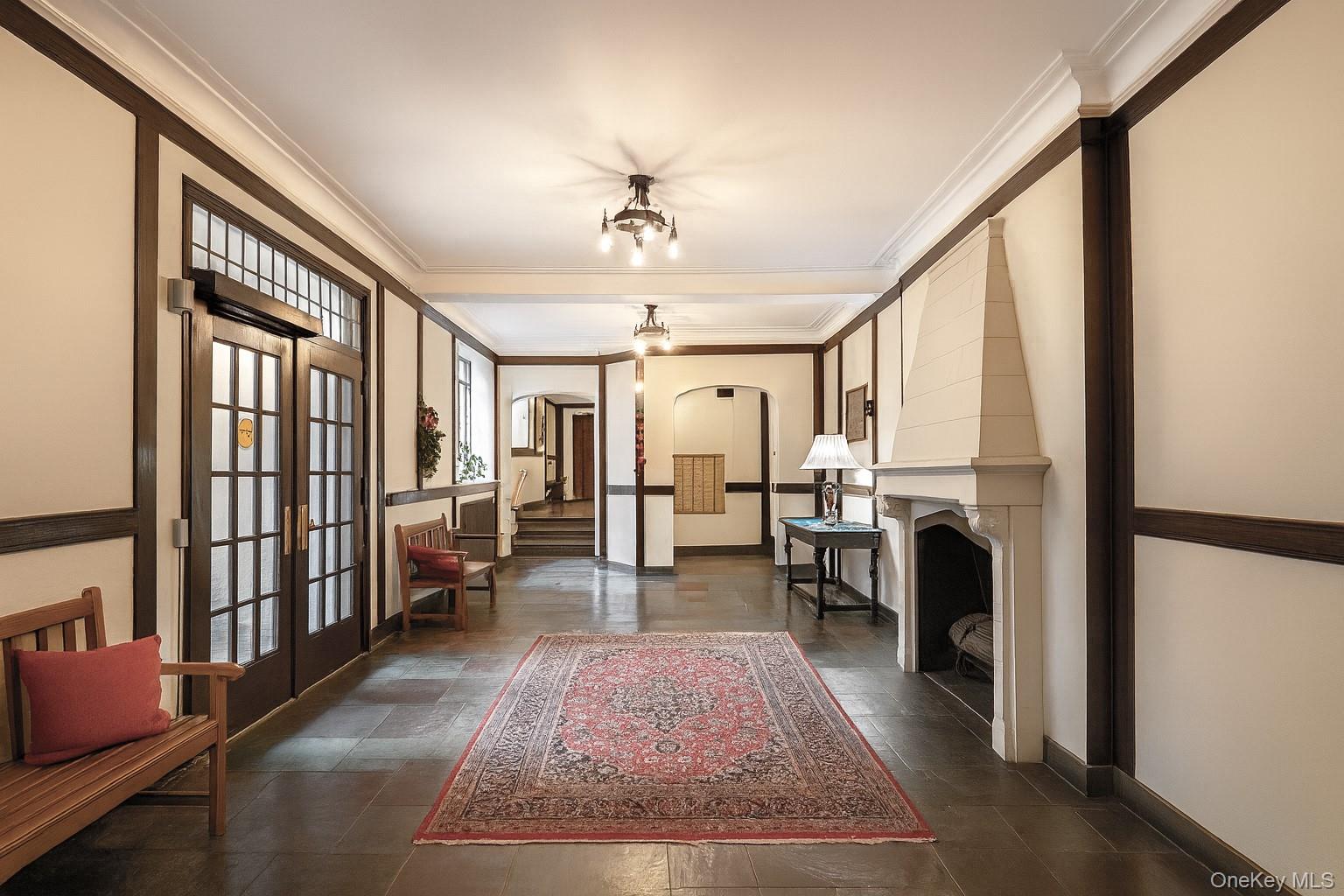 150 Burns Street # 2D, Forest Hills, NY 11375