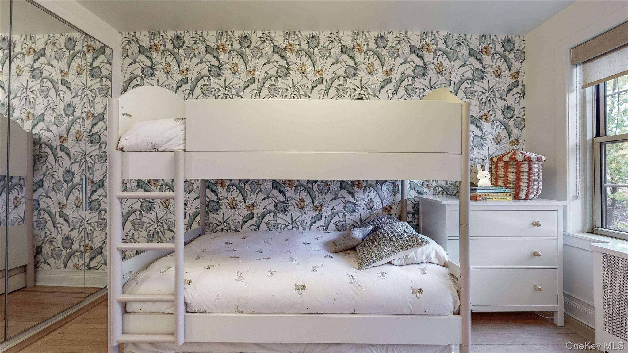 150 Burns Street # 2D, Forest Hills, NY 11375