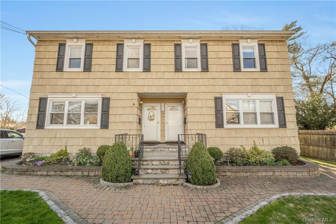 570 N Barry Avenue # #LEFT, Mamaroneck, NY 10543