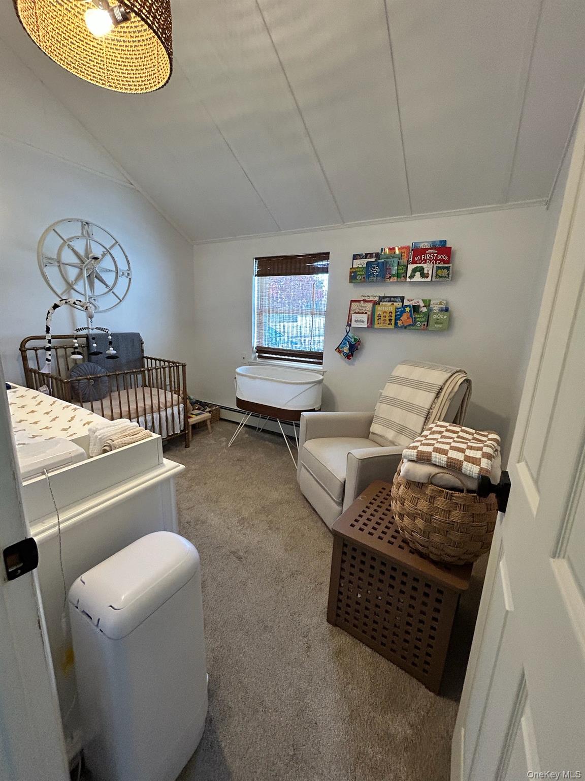 800 S 6th Street, Lindenhurst, NY 11757