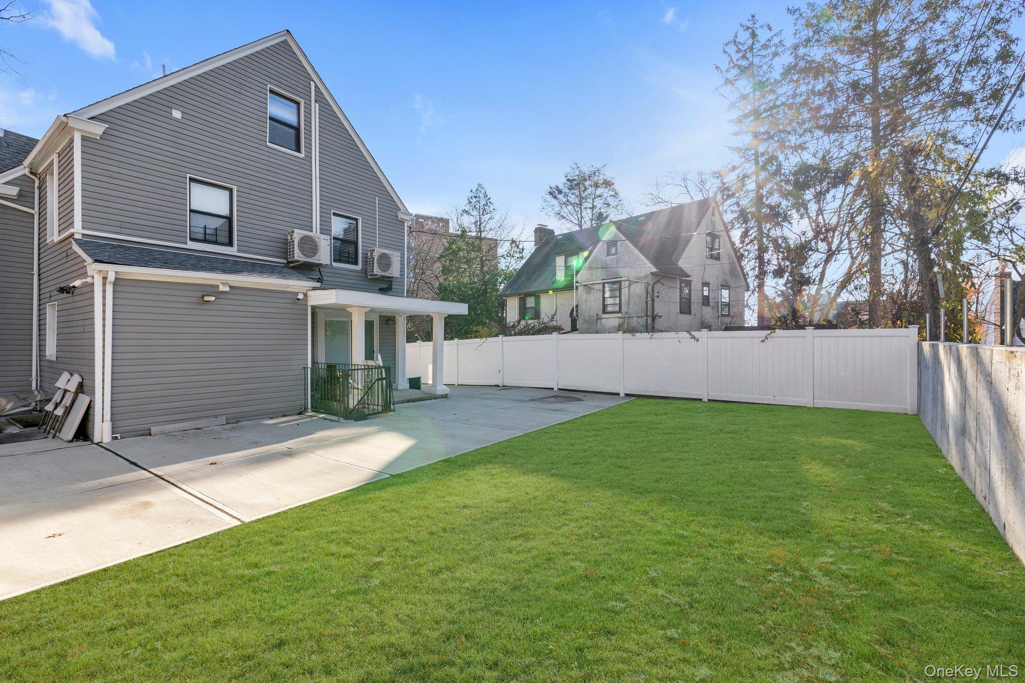 83-34 116th Street, Kew Gardens, NY 11418