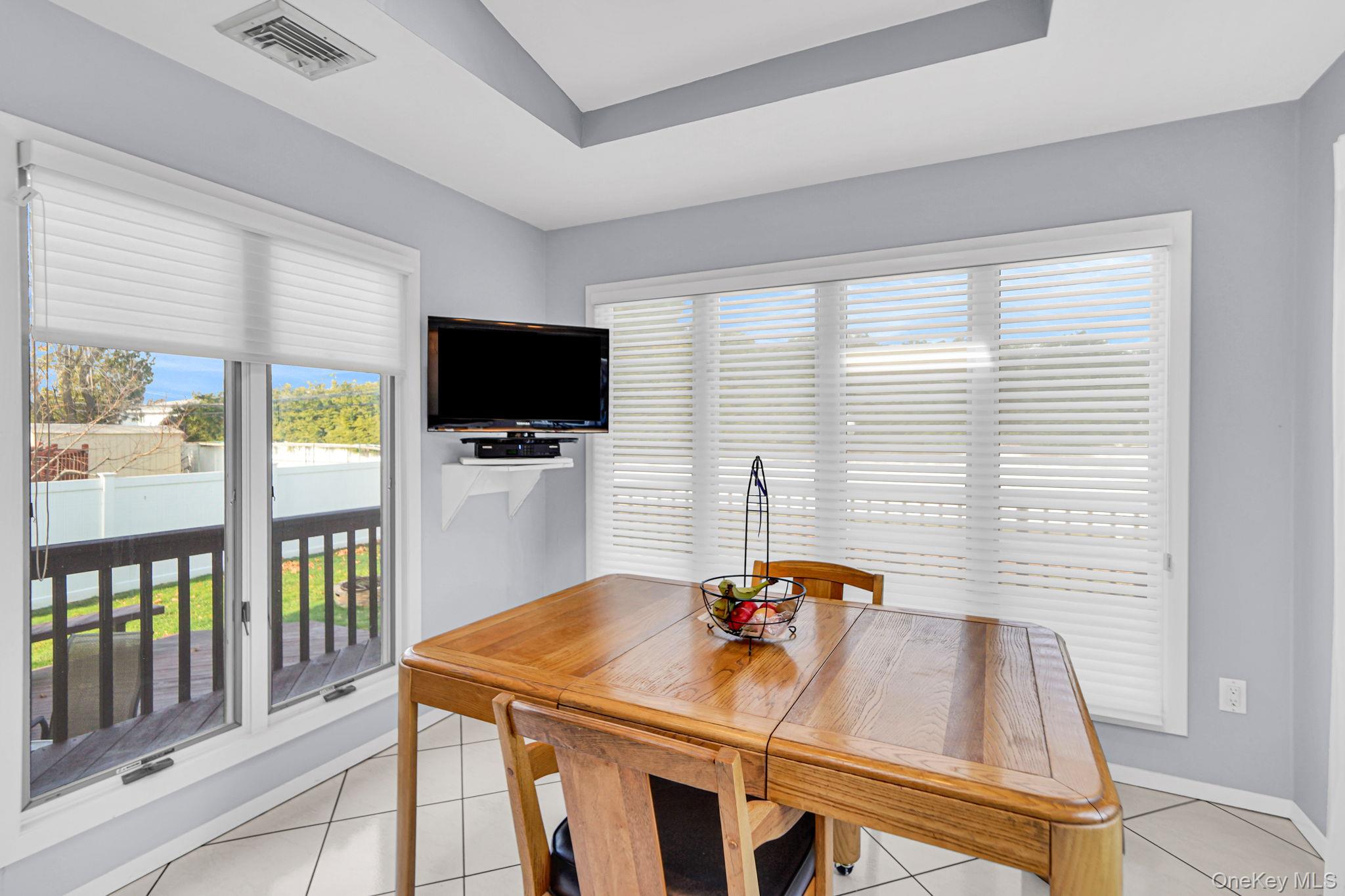 11 Fordham Drive, Plainview, NY 11803