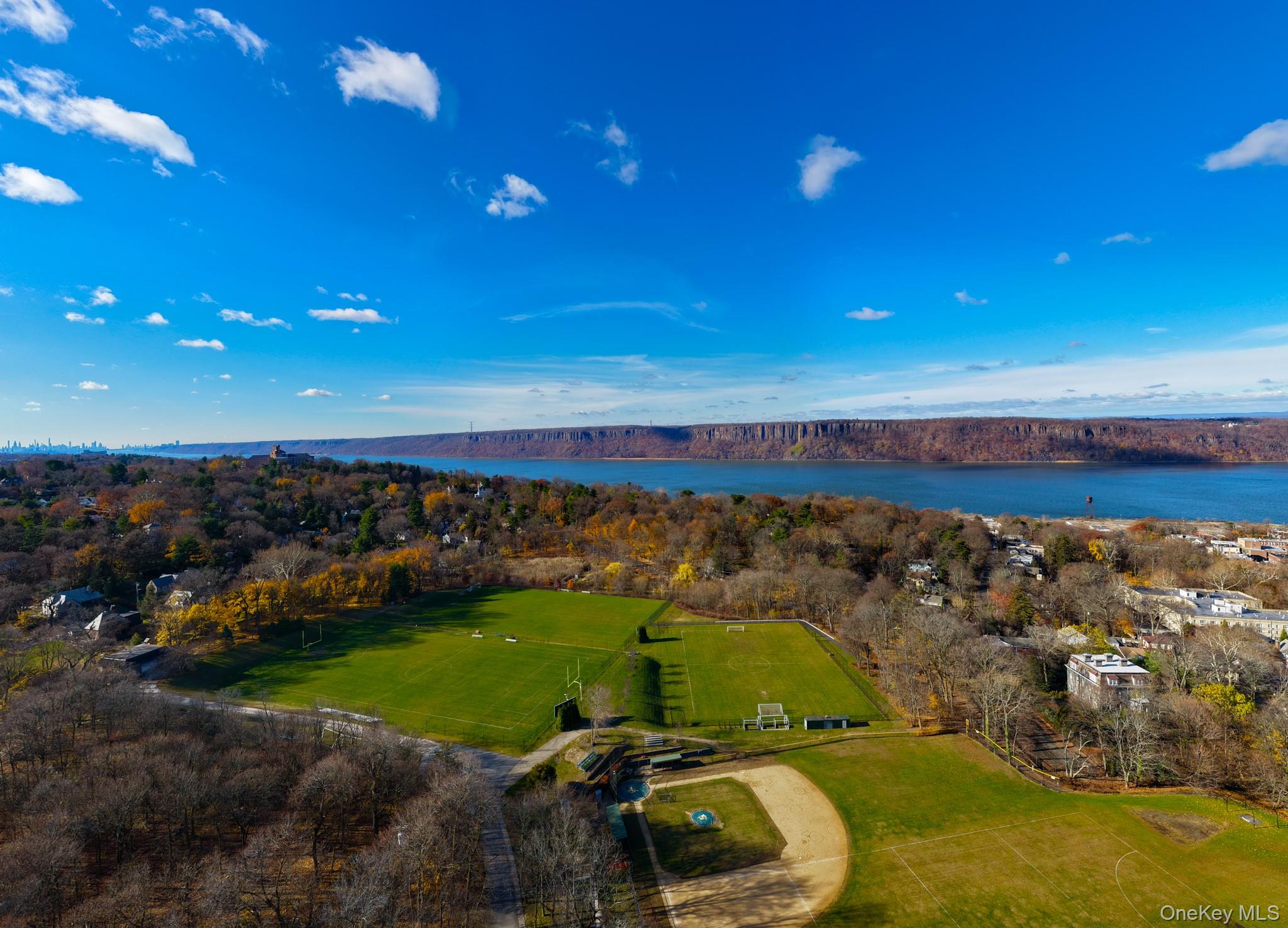 90 Rosedale Avenue, Hastings-on-Hudson, NY 10706