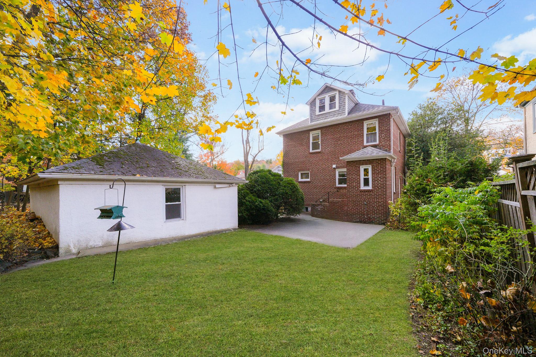 90 Rosedale Avenue, Hastings-on-Hudson, NY 10706