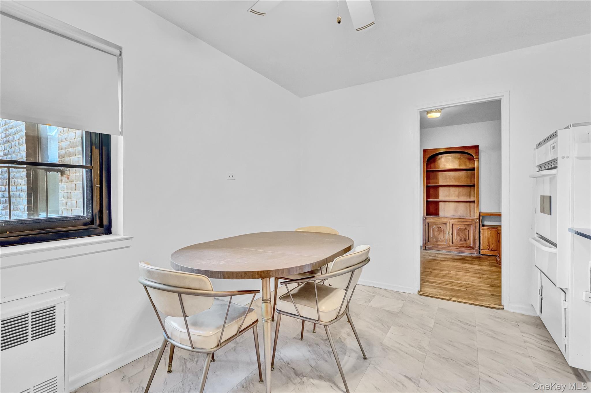 31-70 138 Street # 3H, Flushing, NY 11354