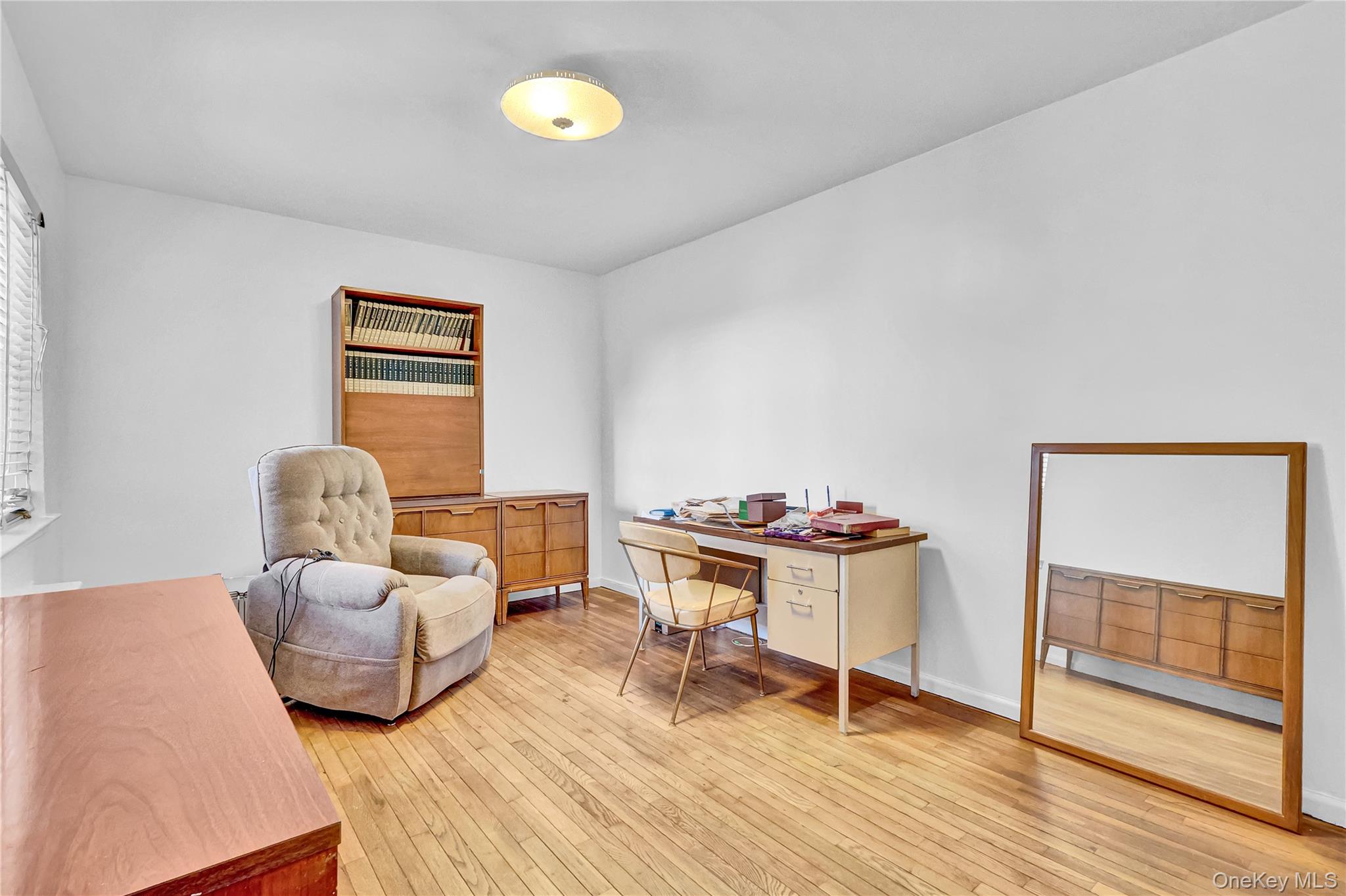 31-70 138 Street # 3H, Flushing, NY 11354