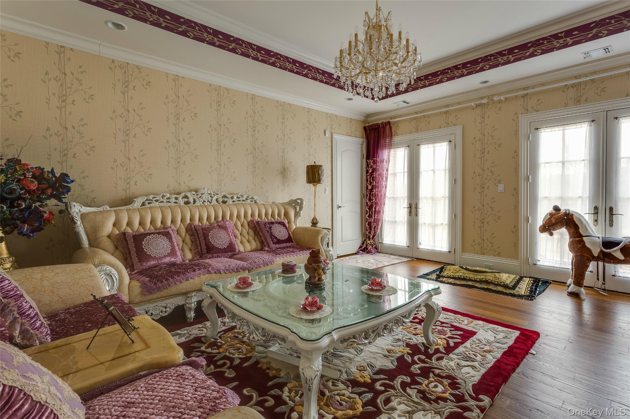 16 Evergreen Way, Old Brookville, NY 11545