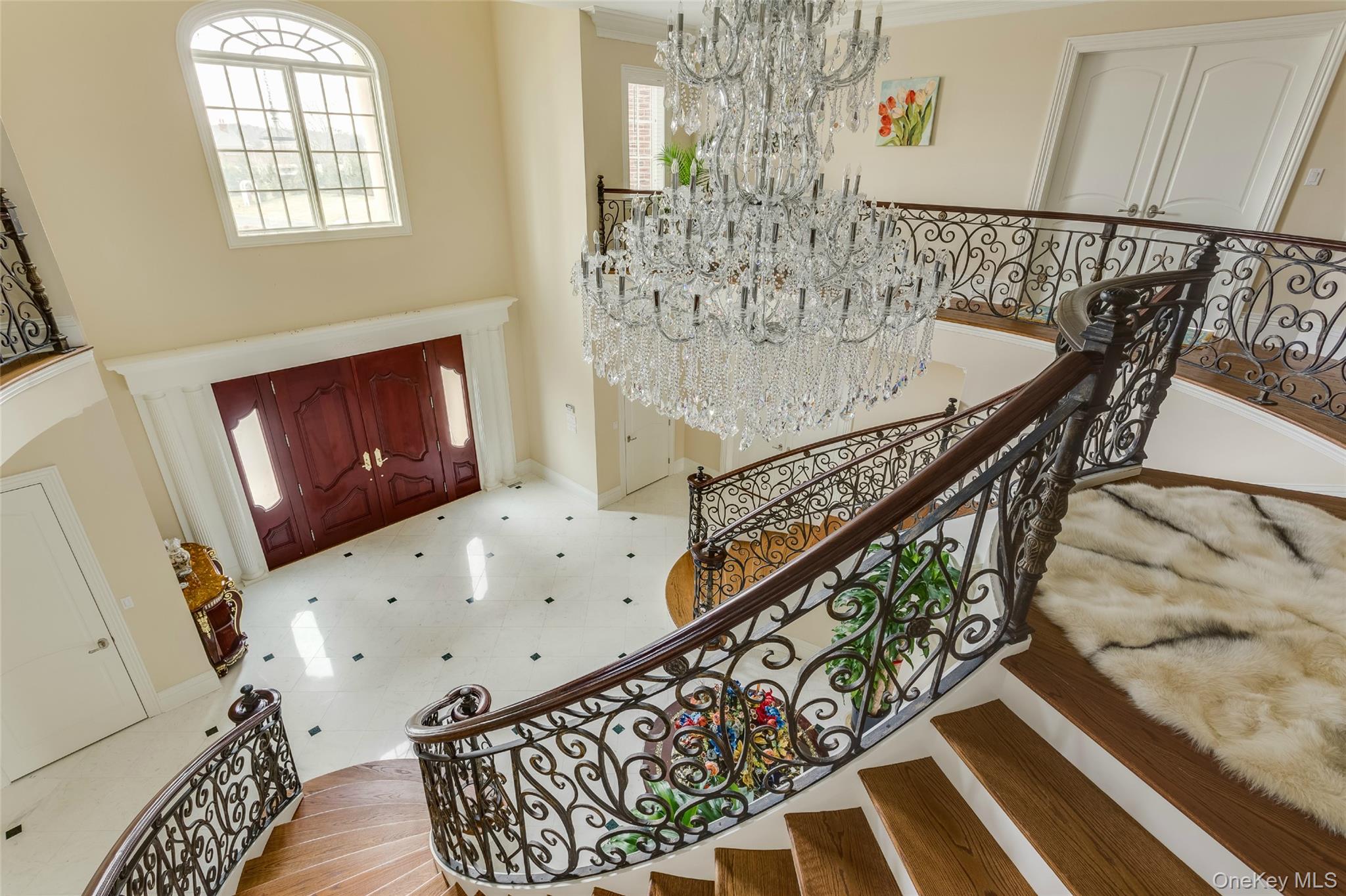 16 Evergreen Way, Old Brookville, NY 11545