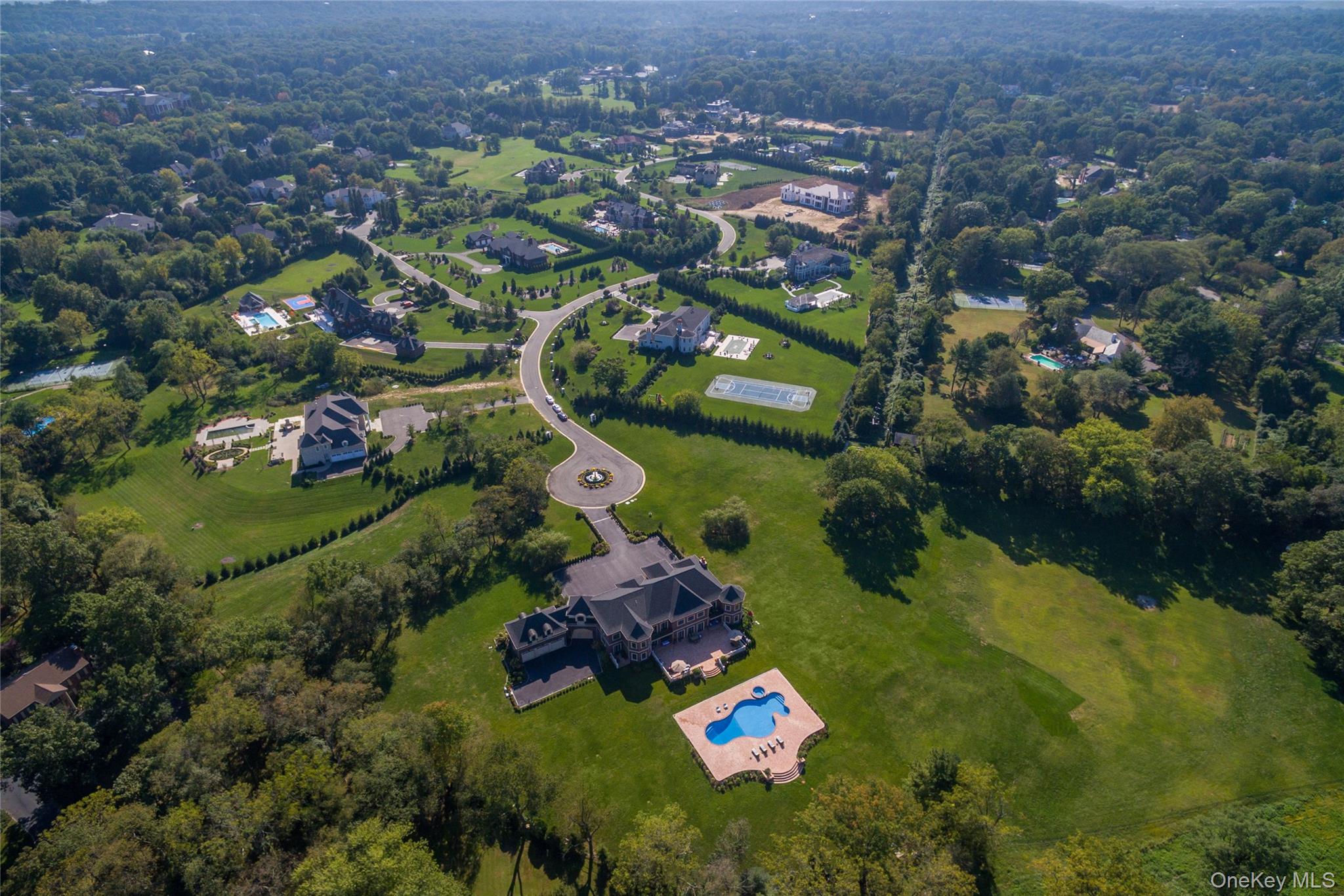 16 Evergreen Way, Old Brookville, NY 11545