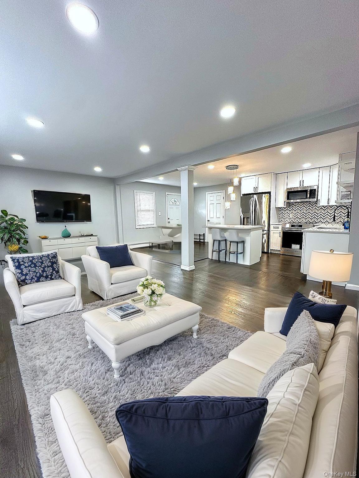 1093 Ditmas Avenue, Uniondale, NY 11553