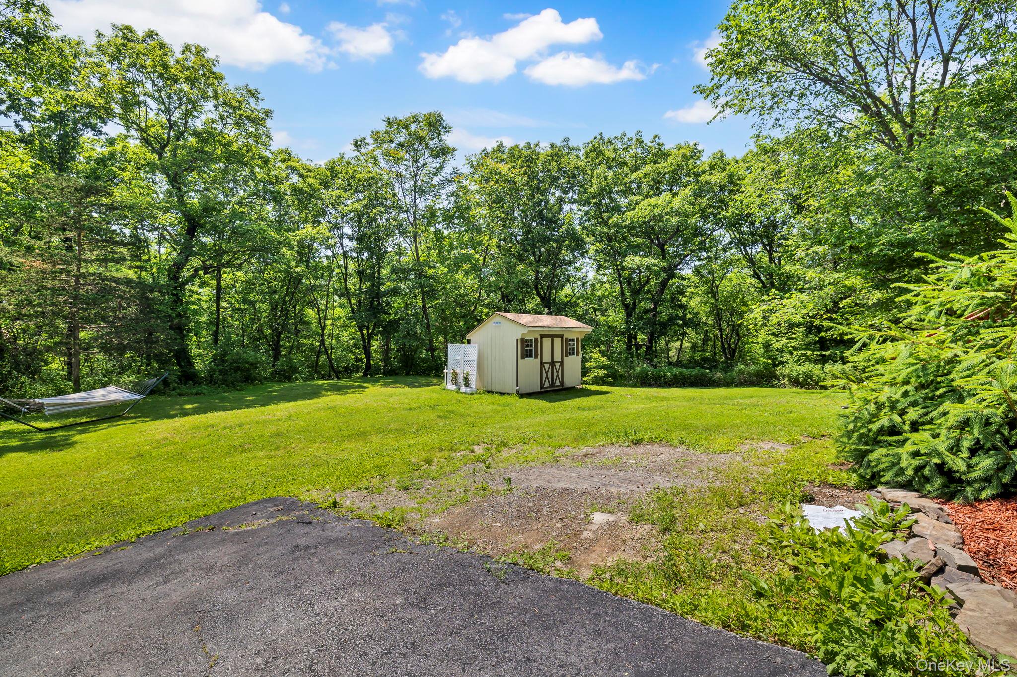 65 Oxford Springs Road, Chester, NY 10918