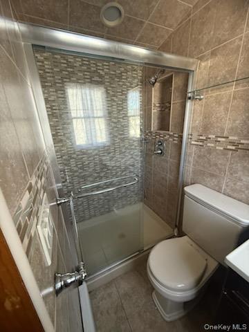 630 Ingraham Lane, New Hyde Park, NY 11040