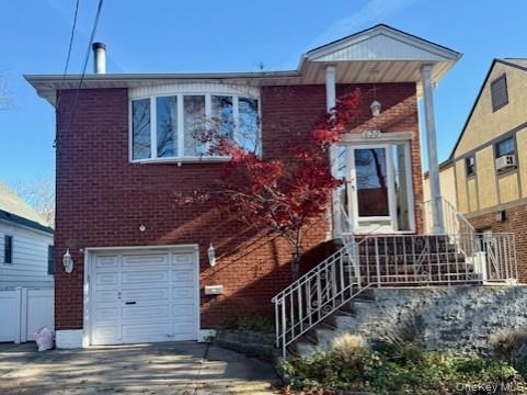 630 Ingraham Lane, New Hyde Park, NY 11040