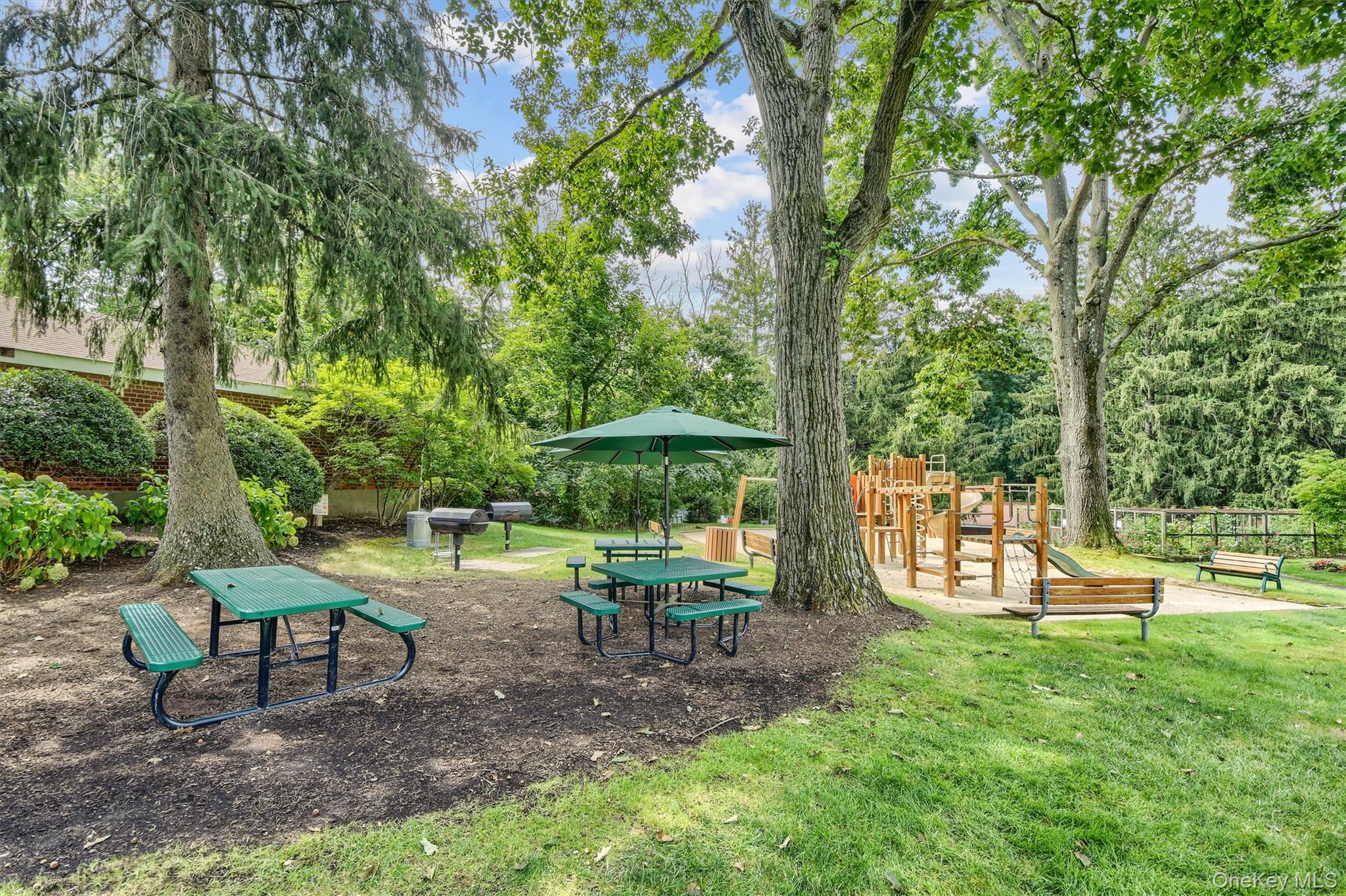 6 Bryant Crescent # 1H, White Plains, NY 10605