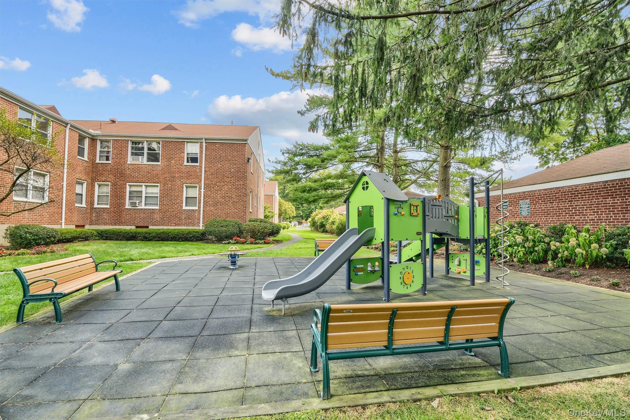 6 Bryant Crescent # 1H, White Plains, NY 10605