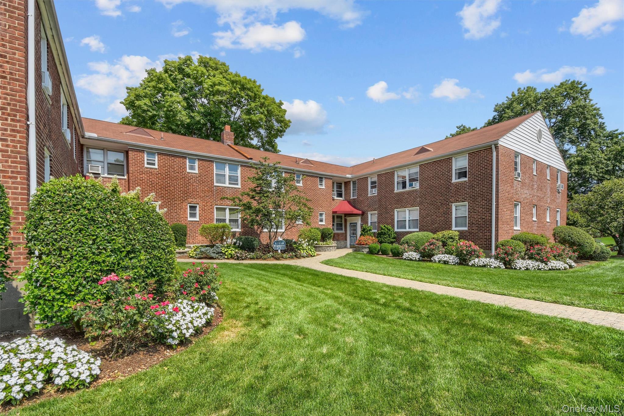 6 Bryant Crescent # 1H, White Plains, NY 10605