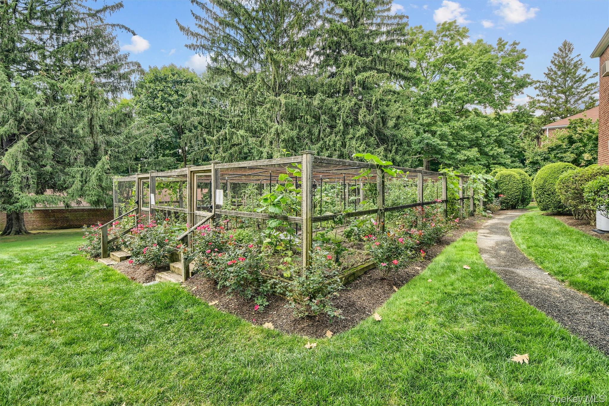 6 Bryant Crescent # 1H, White Plains, NY 10605