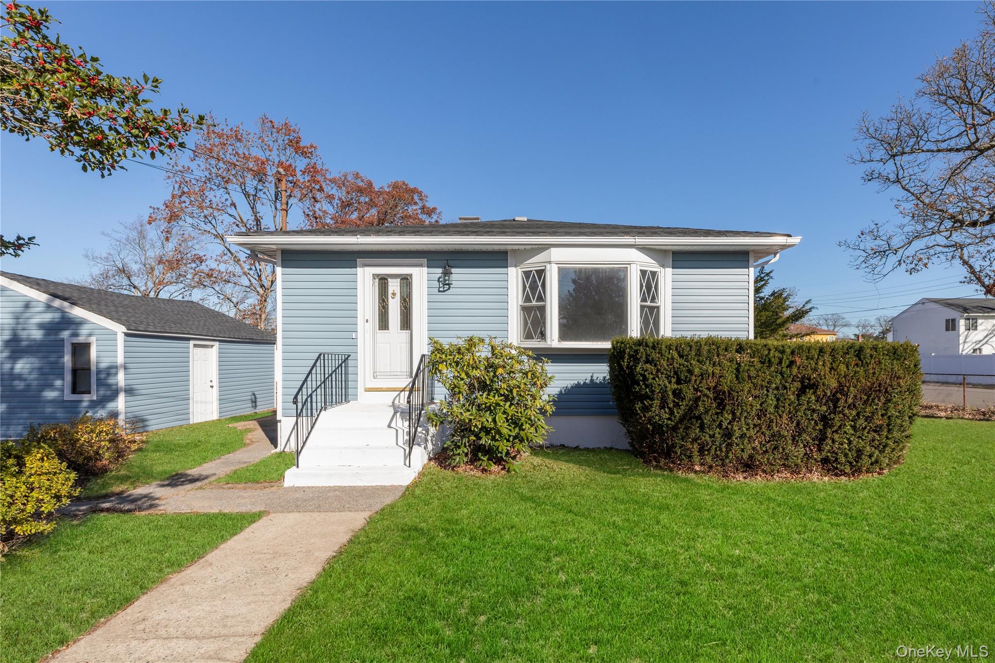 345 41 ST Street, Copiague, NY 11726