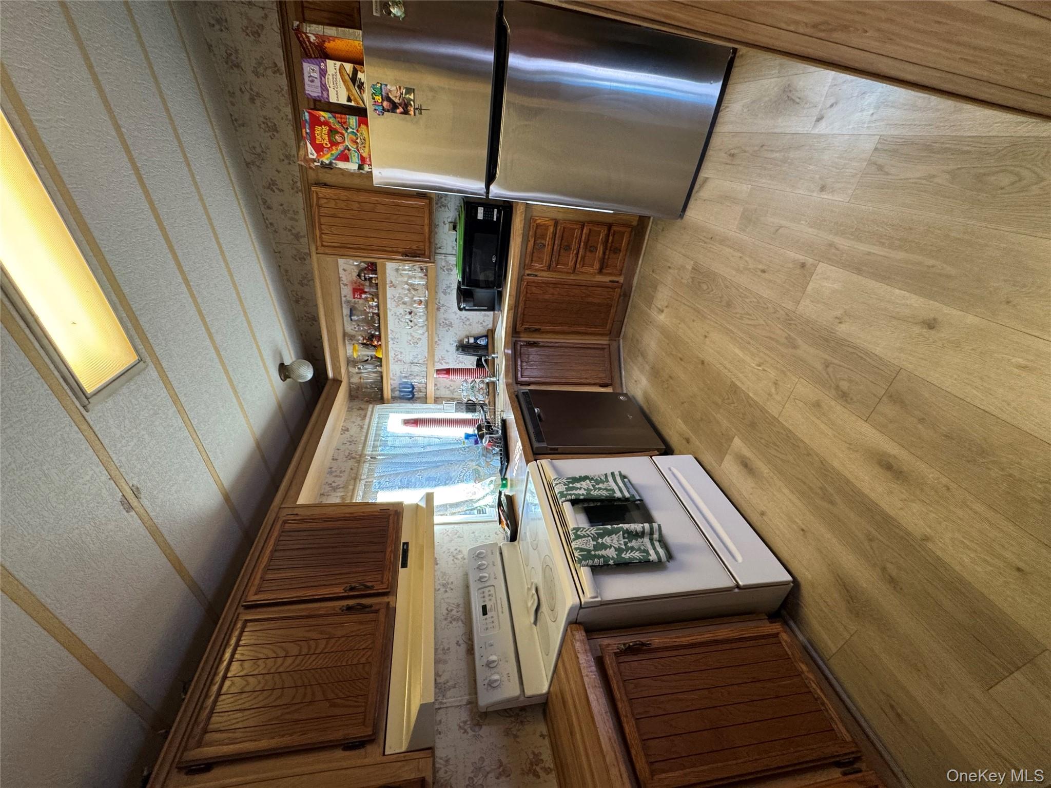 92 Willow Drive, East Quogue, NY 11942