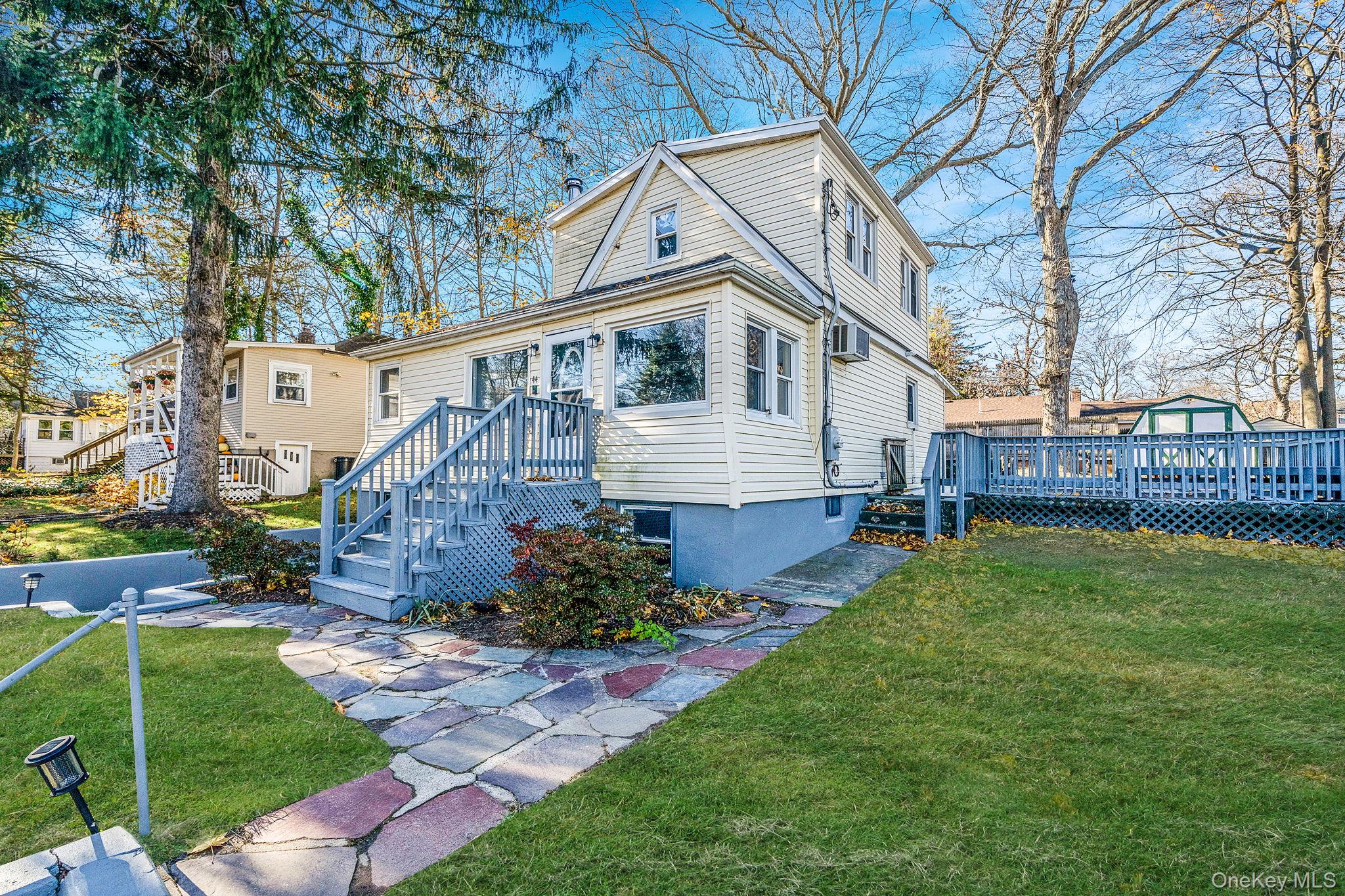 44 Lynbrook Drive, Sound Beach, NY 11789