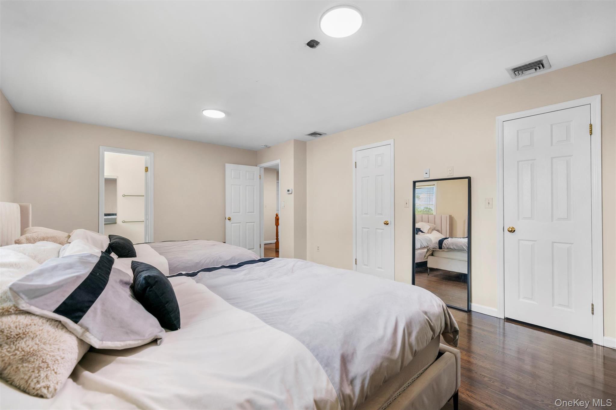 14 Cheesecote Court, Stony Point, NY 10980