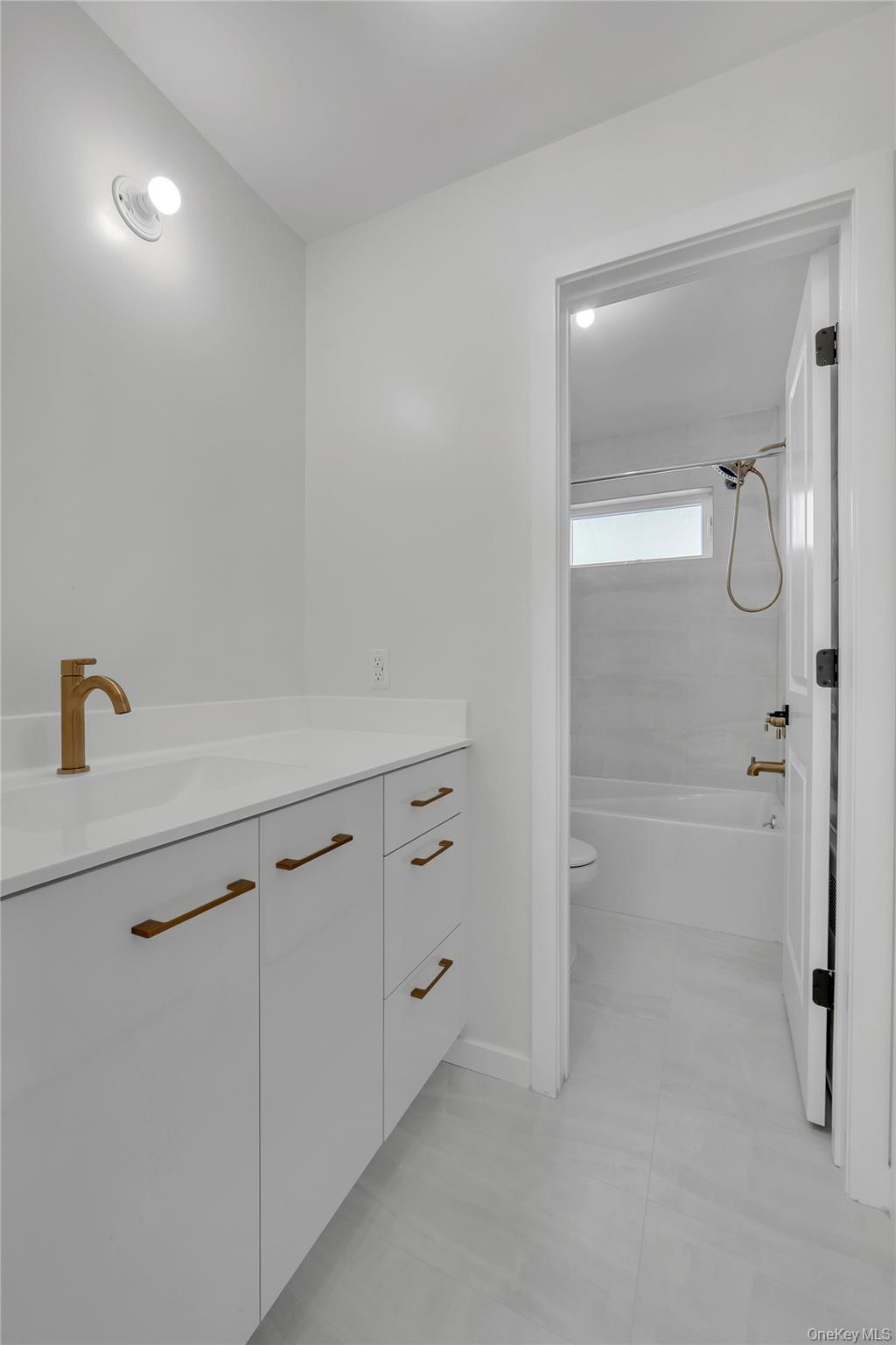 478 W Central Avenue # 203, Monsey, NY 10977