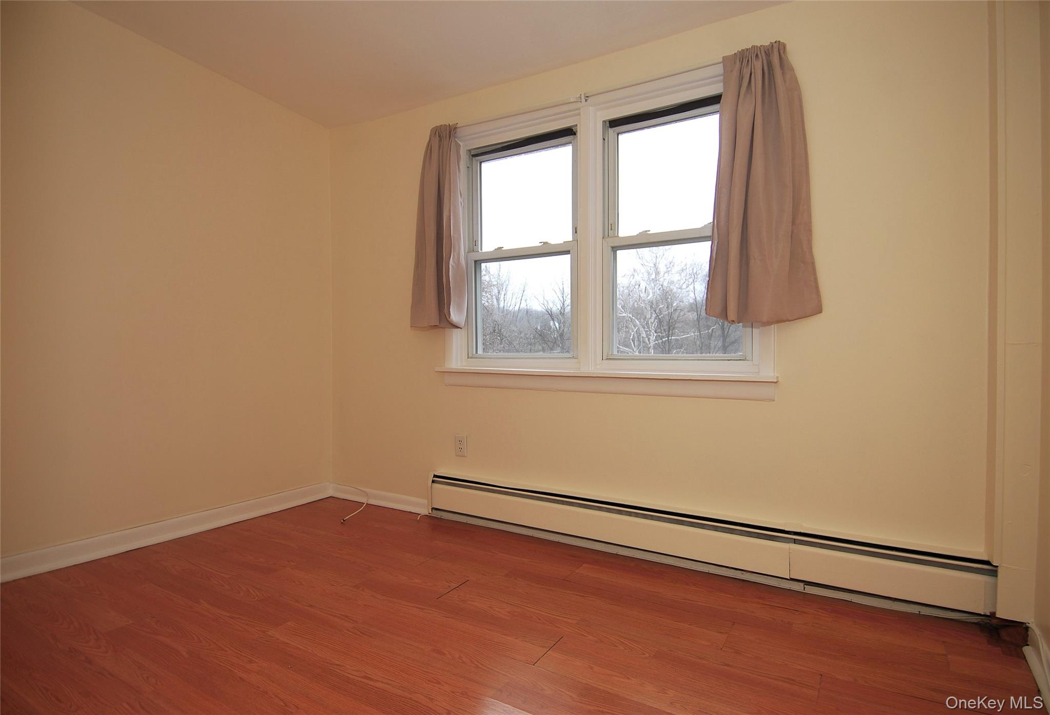 1342 Route 44 # 4, Pleasant Valley, NY 12569