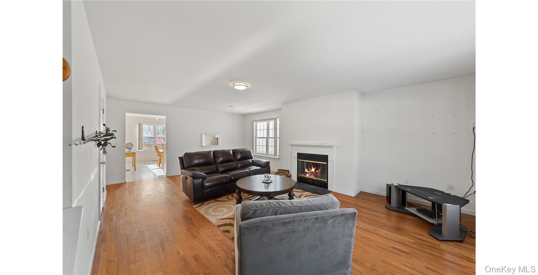 21 Kings Way, Pawling, NY 12564