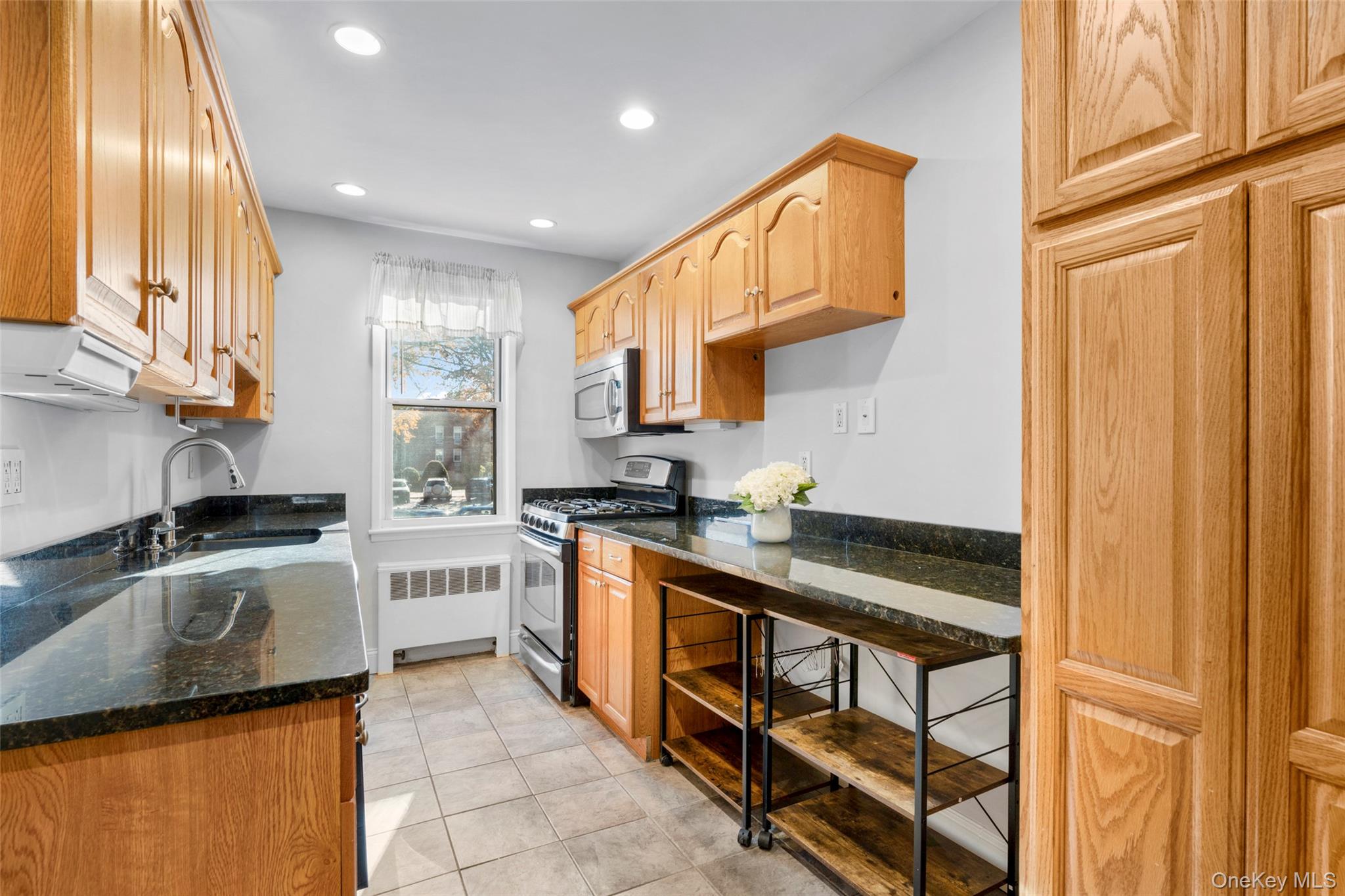 704 Palmer Court # Unit 1B, Mamaroneck, NY 10543