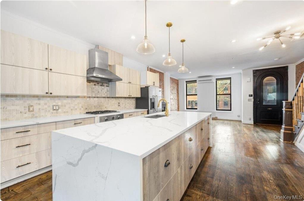 308 Clifton Place, Brooklyn, NY 11216