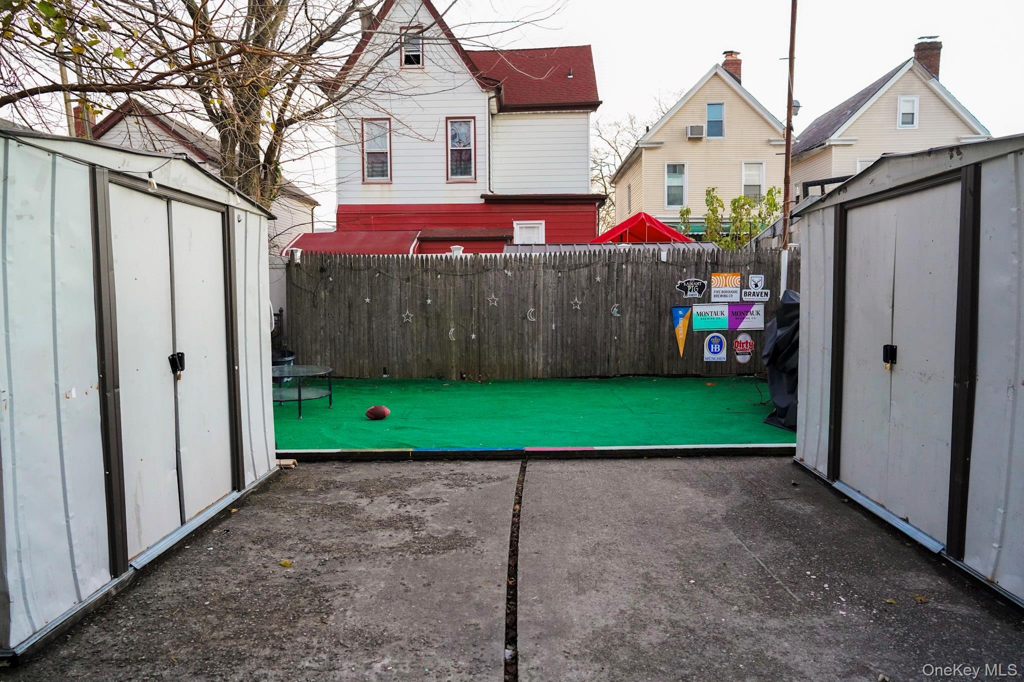 80-60 90 Avenue, Woodhaven, NY 11421