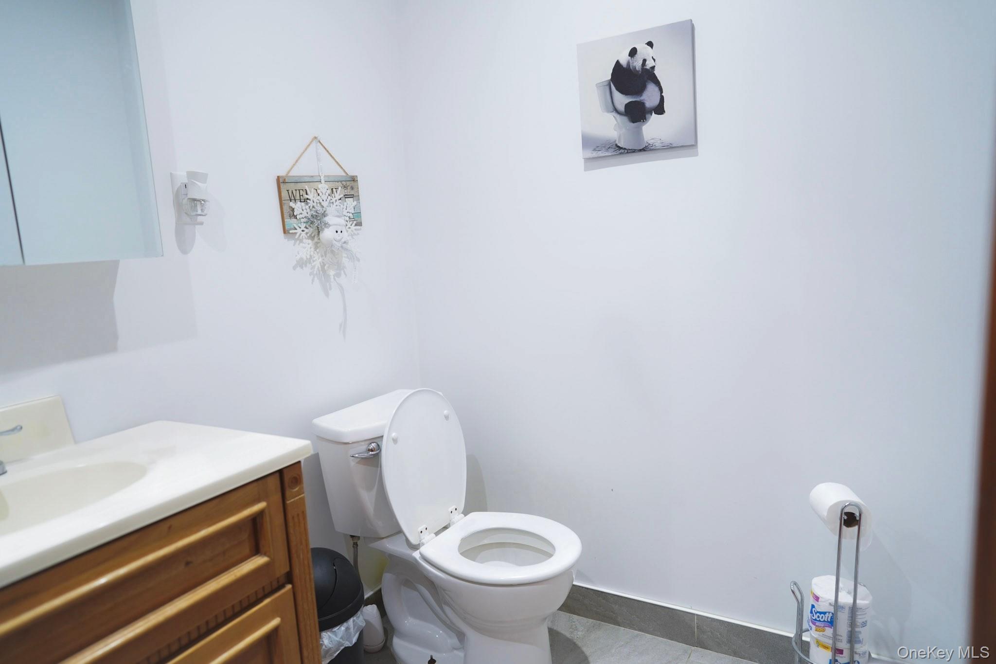 80-60 90 Avenue, Woodhaven, NY 11421