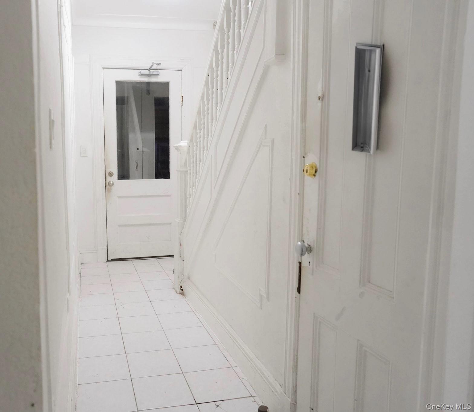 80-60 90 Avenue, Woodhaven, NY 11421