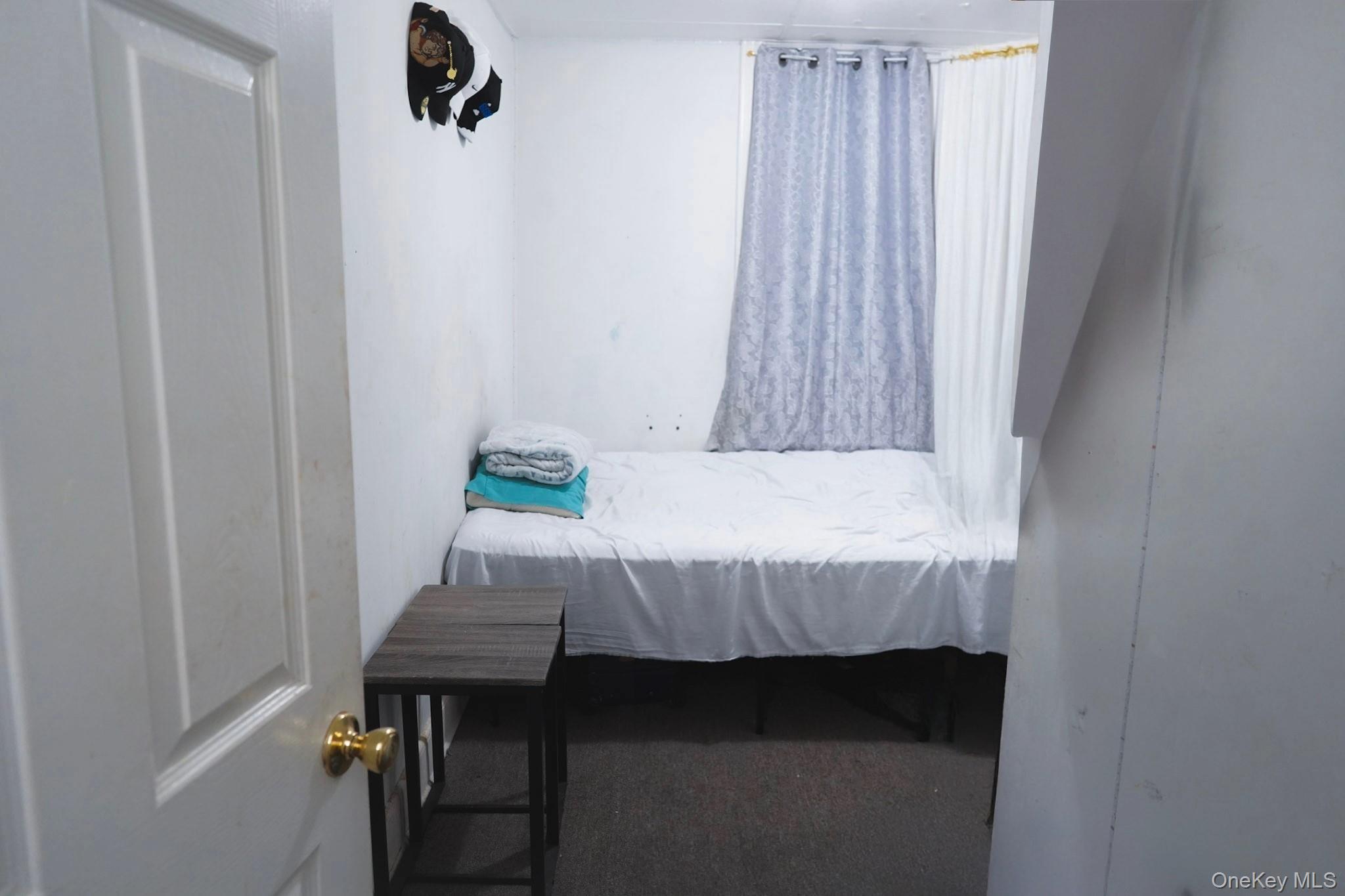 80-60 90 Avenue, Woodhaven, NY 11421