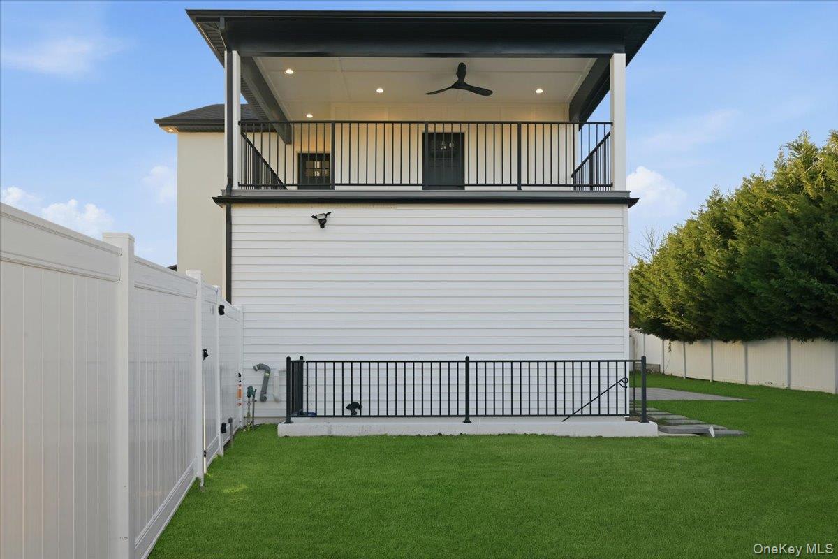 267 Sprucewood Drive, Levittown, NY 11756