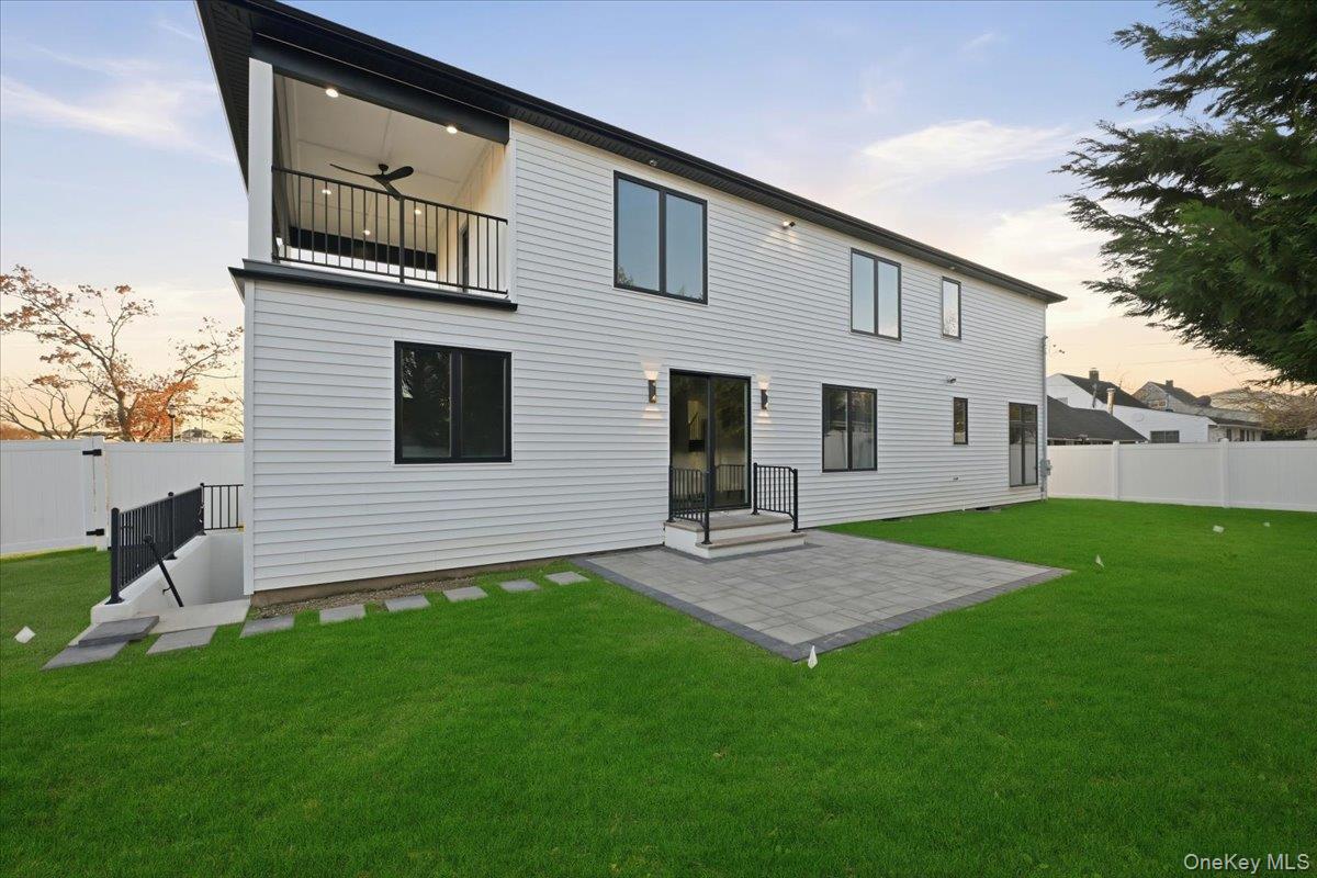 267 Sprucewood Drive, Levittown, NY 11756